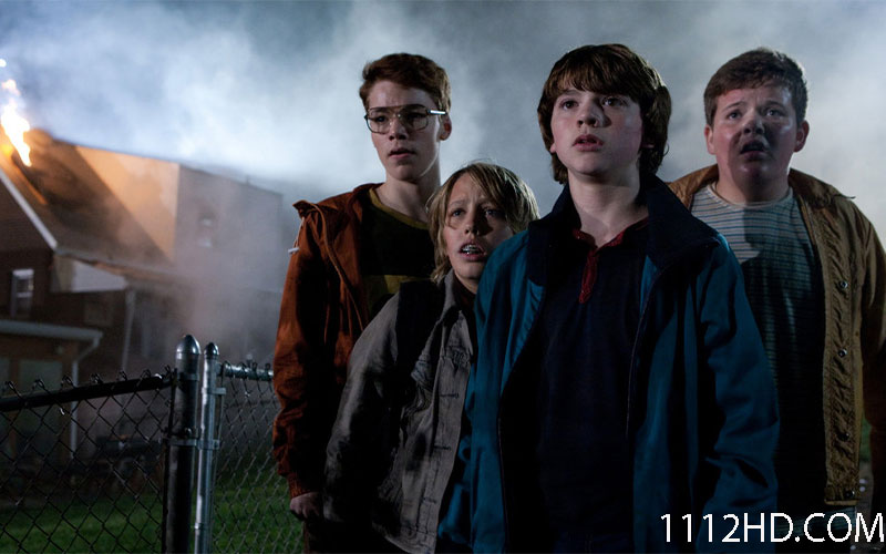 Super 8 มหาวิบัติลับสะเทือนโลก
